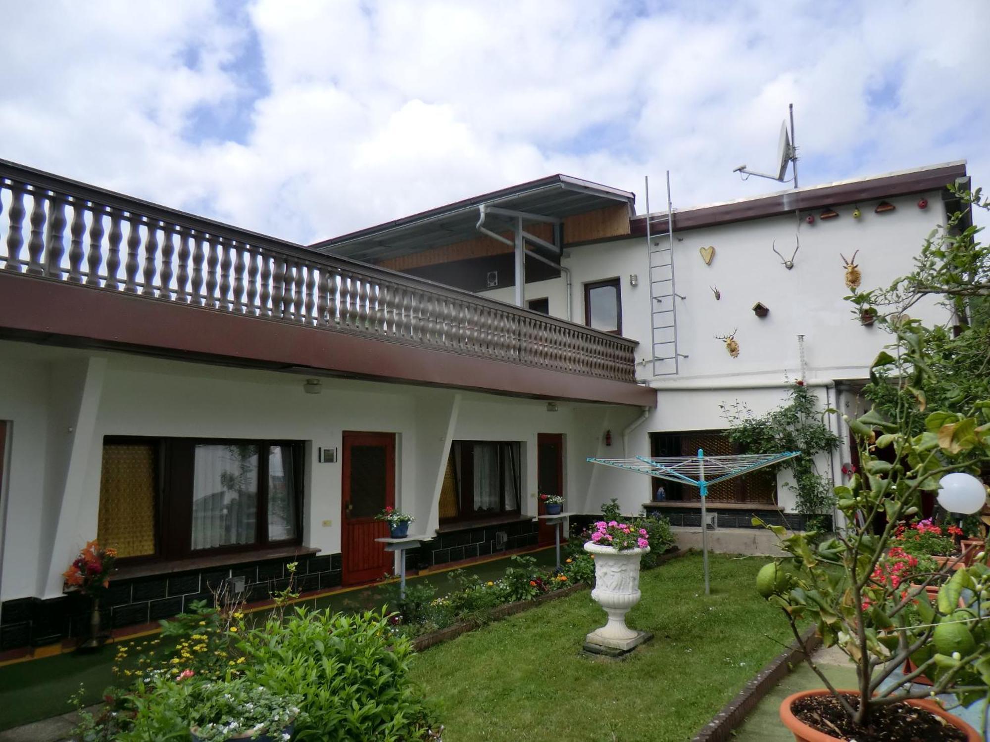 Pension Villa Broedel Бад Бланкенбург Екстериор снимка