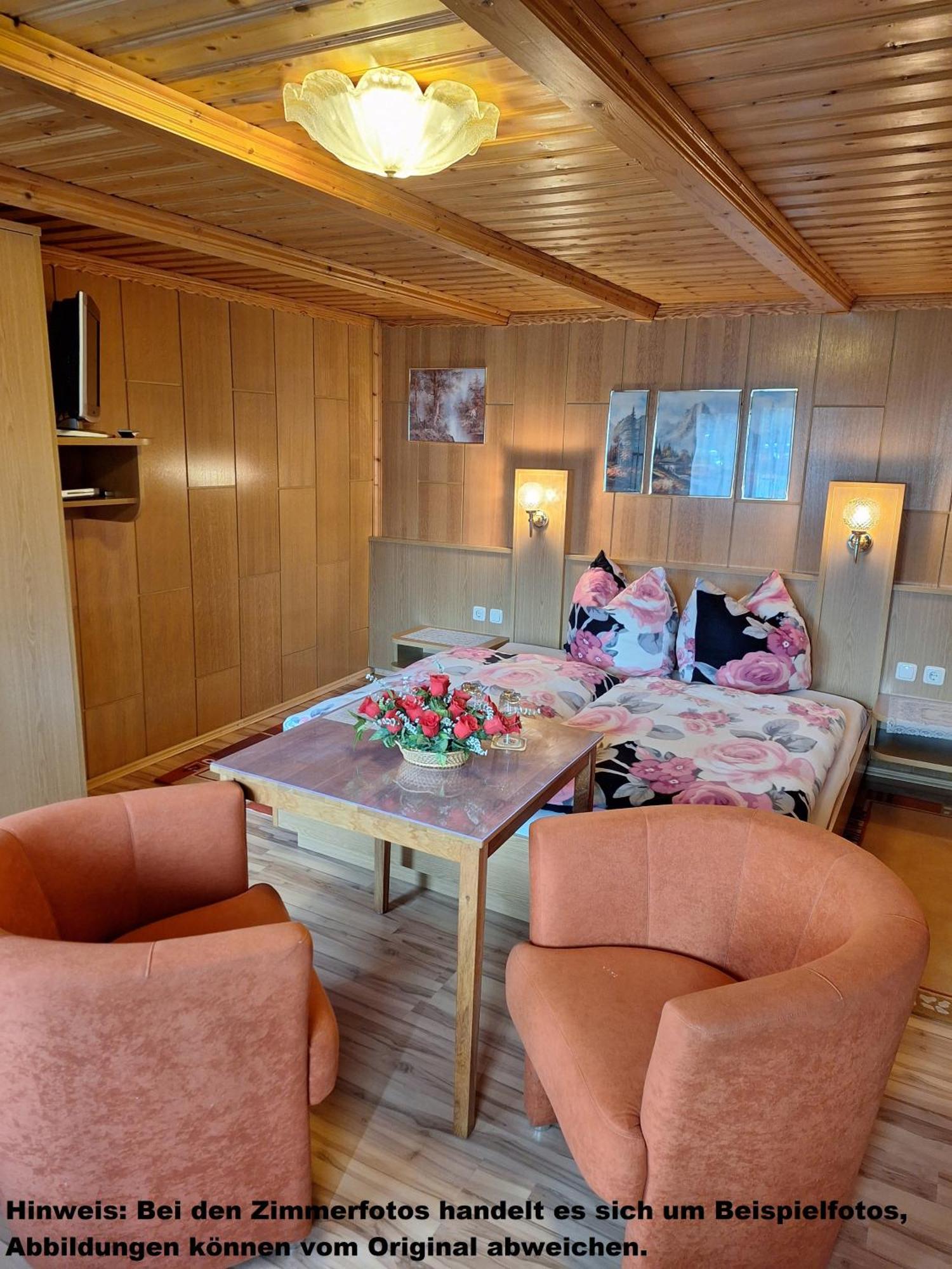 Pension Villa Broedel Бад Бланкенбург Екстериор снимка
